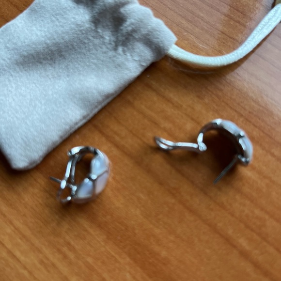 Authentic Mother of Pearl earrings - Picture 5 of 11